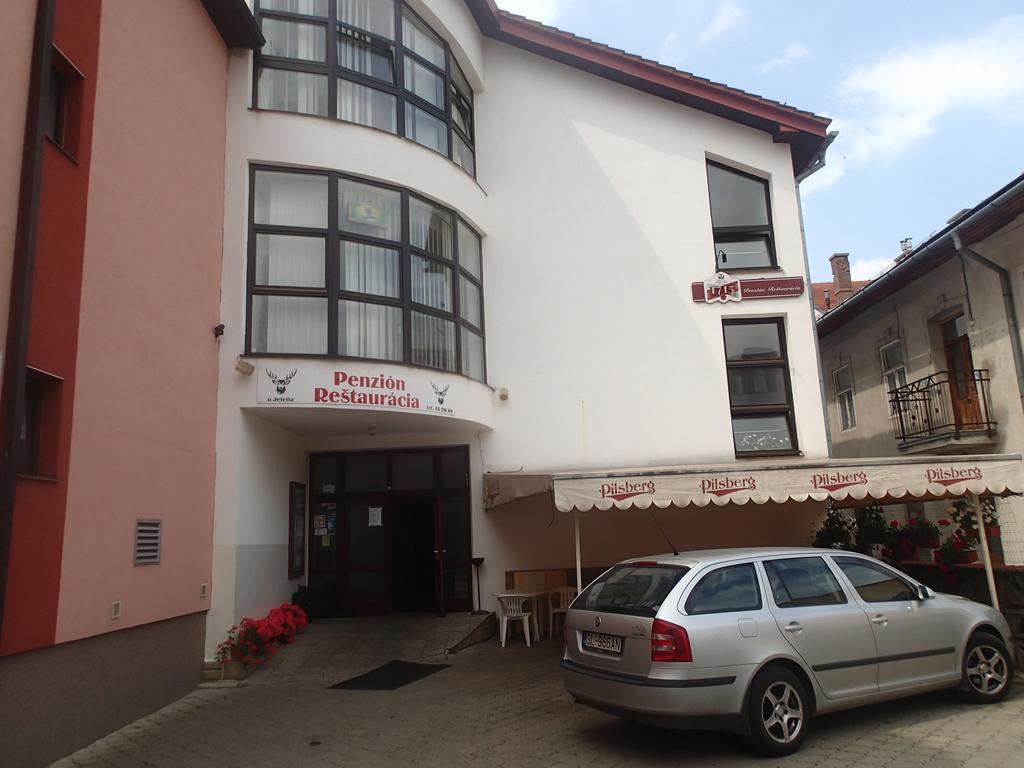 Penzion A Restauracia U Jelena Stará ľubovňa Exteriör bild